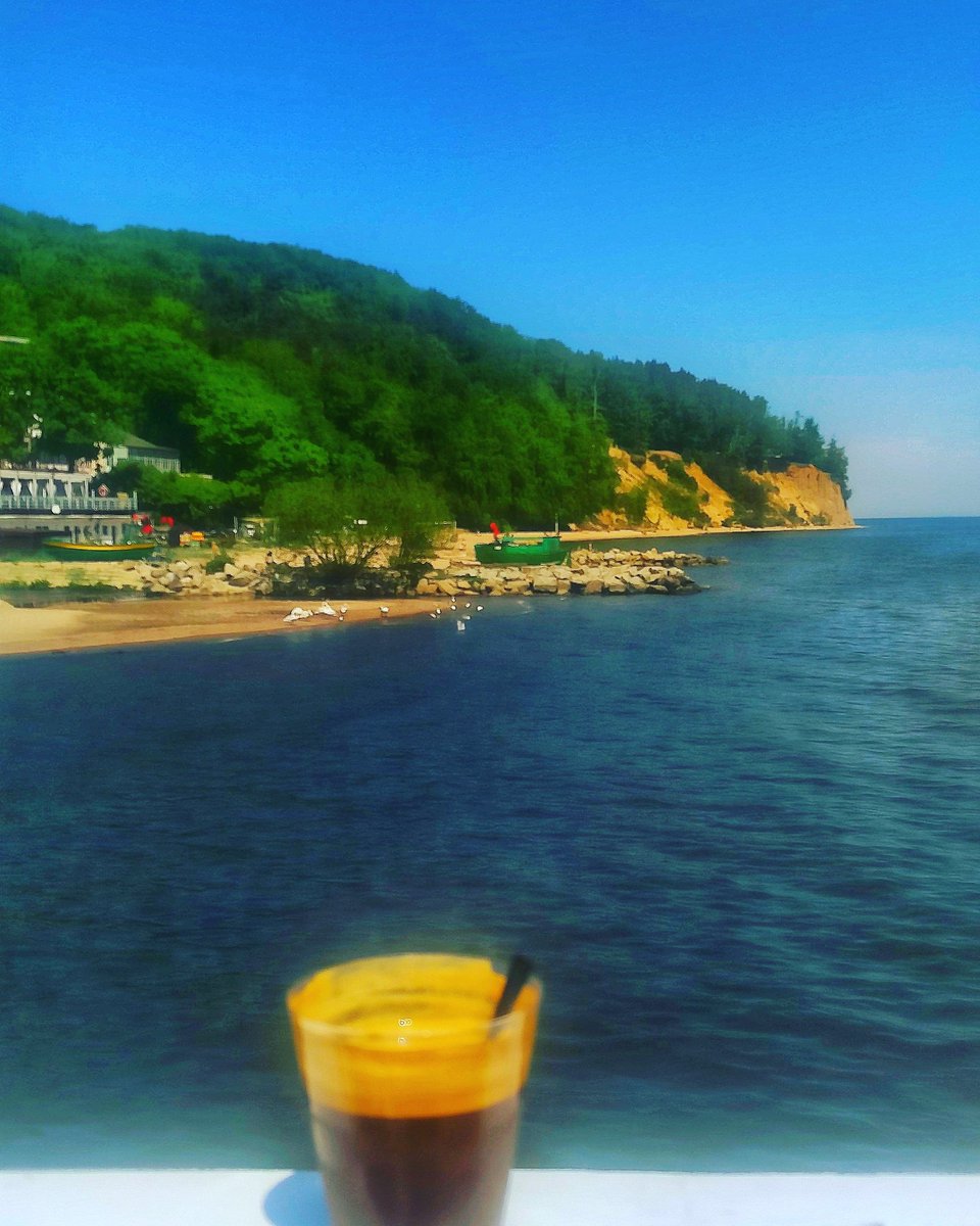 misiaczyna_'s tweet photo. #Gdynia i poniedziałek idealny :) #happy https://t.co/wptHbaE0RJ