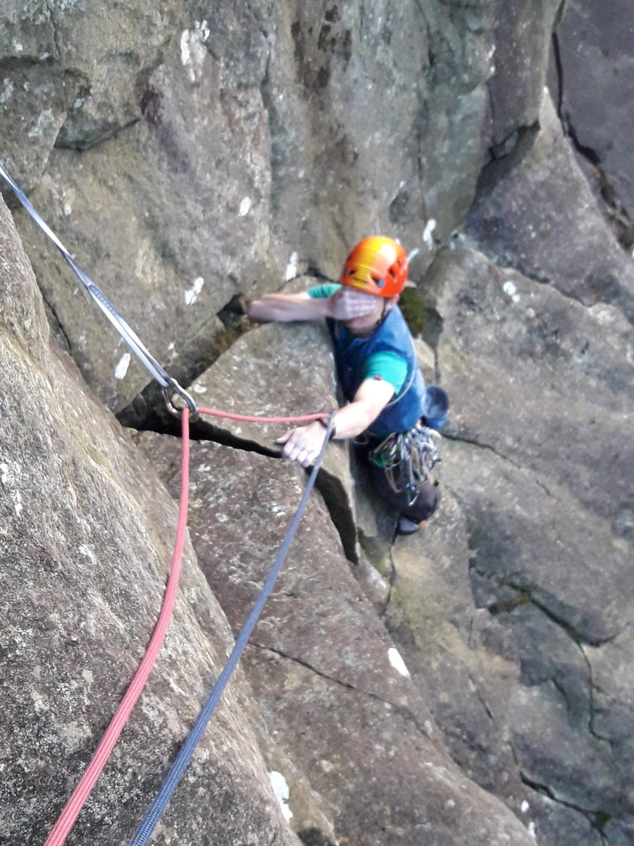 alexanderrclay's tweet photo. How best to finish off a great weekend? Go cragging in the sun of course. Here's Dave trying not to pull a dodgy block off on the otherwise super and solid 'Plexus' (E1, 5b), Dinas Mot @the_AMI #climbing #cragging #afterworkhit https://t.co/uemQGbUwBo