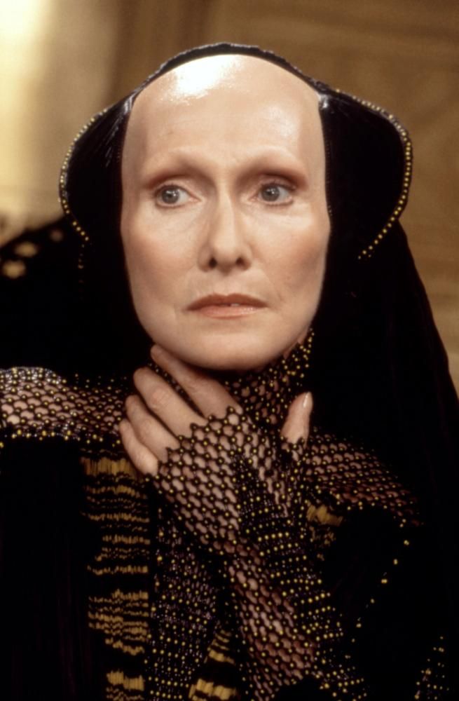 Happy Birthday to Dune\s Siân Phillips! 