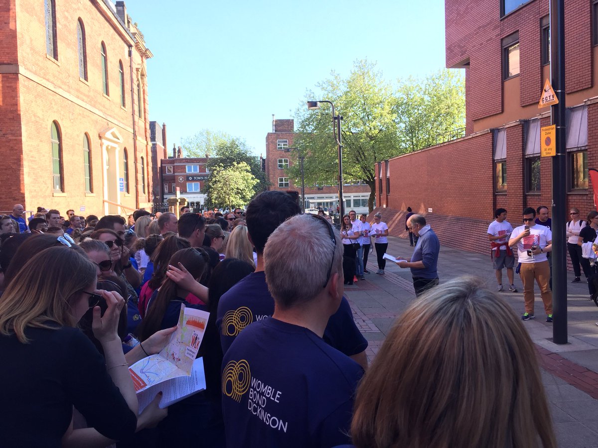 markus_findlay's tweet photo. Great effort @Access2JusticeF getting over 300 people to #LeedsLegalWalk today. Big up @ZenithChambers for assembling the biggest barrister walking team! https://t.co/lR4A3Azyxl