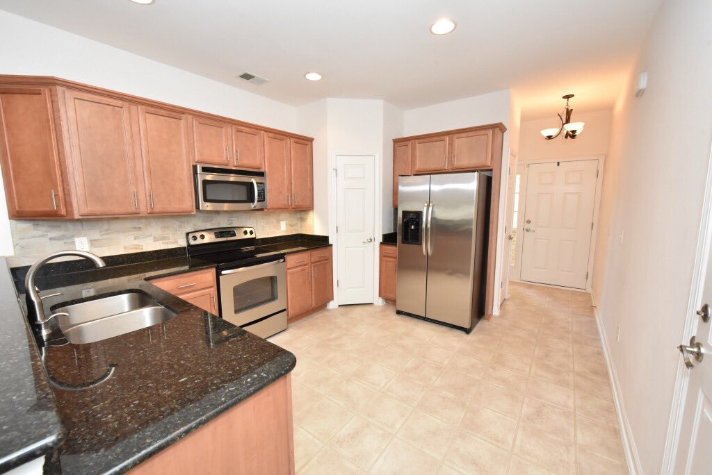 Yip Premier Real Estate (Yip4Homes) Twitter