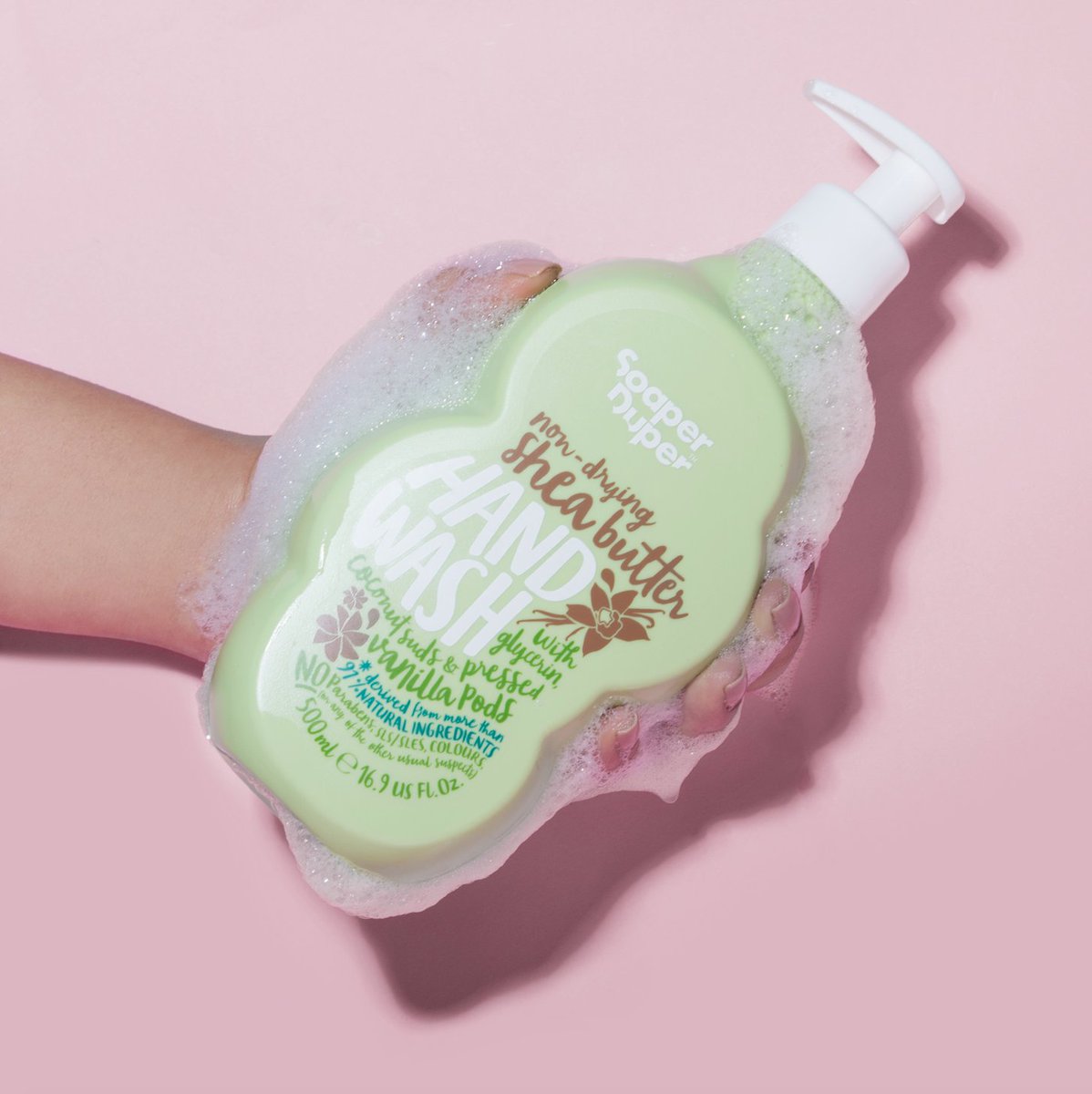 Oh.My.God. The legend, the genius, the beautiful and witty @SaliHughes said she almost exclusively uses, gasp, SoaperDuper Body Washes (including our shea butter, shown here. Thanks for the nod! 👐