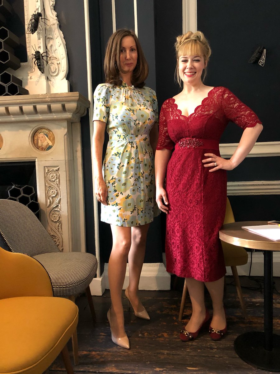 DivasScholar's tweet photo. Had the best time talking about #Bizet’s #Opera #Carmen for @cerebralgym. @RoyalOperaHouse Young Artist mezzo #AngelaSimkin sang beautifully. We had so many compliments!! Thanks @jamesvogl for inviting us to share our love of great music! A Divas &amp; Scholars collaboration. https://t.co/2mCYliqTXO