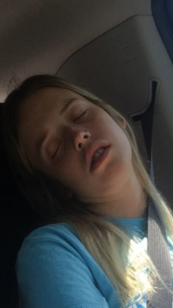 MAB_Stafford's tweet photo. one hour in and we have our first victim #MABpassouts https://t.co/Qfih17P0Cq