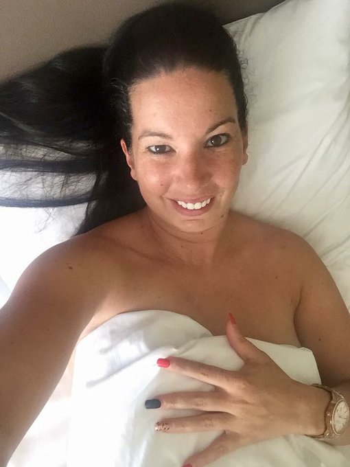 Euch einen sch&ouml;nen Abend meine S&uuml;&szlig;en   #evening #Adultwork #Amateur #AdultWorkCam #SweetMelli #vip #pornstar<a href="/tag/evening"class="tags">#evening</a><a href="/tag/vip"class="tags"><span>#vip</span></a><a href="/tag/pornstar"class="tags"><span>#pornstar</span></a><a href="/tag/adultwork"class="tags"><span>#adultwork</span></a><a href="/tag/amateur"class="tags"><span>#amateur</span></a><a href="/tag/sweetmelli"class="tags"><span>#sweetmelli</span></a>