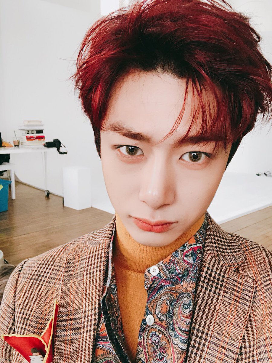 OfficialMONSTAX's tweet image. [#형원] 3주년 축하기념 사진 올려요 ㅎㅎ 다시 한 번 3주년 너무 축하하고 오늘도 행복한 하루 보내요~