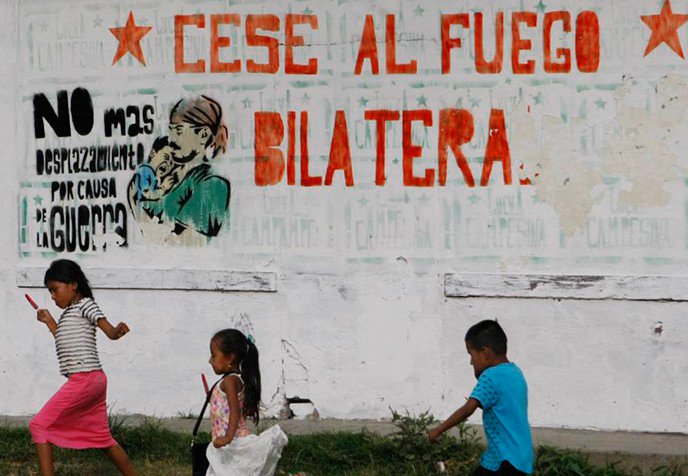 comosoc's tweet photo. #Paz Saludamos el anuncio del @ELN_Paz de cesar acciones militares desde el 25 al 29 de mayo de 2018, a fin de generar condiciones favorables para las elecciones presidenciales. Esperamos que la paz avance con garantías democráticas #EleccionesColombia https://t.co/qnHU1KznN9