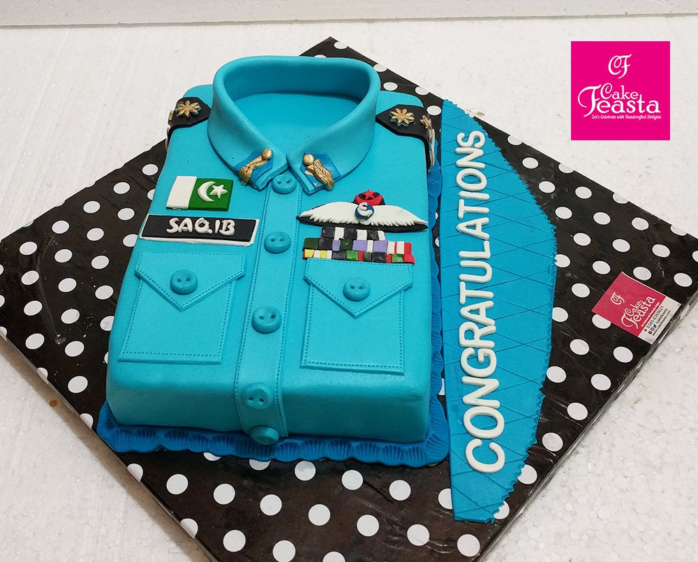 CakeFeasta's tweet photo. #CelebrationCakes
#FondantCakes #CustomCakes #CustomCupcakes #CakeFeasta #Lahore https://t.co/zx7lL3dMgt