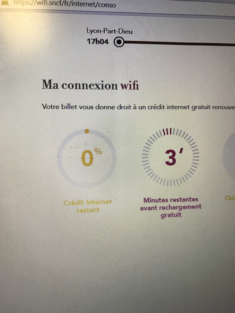 sallonier's tweet photo. Quand tu bosses dans le train... trop pour la @sncf ! 😂 #pasengreve #basdebit https://t.co/QzKyvtLuCy