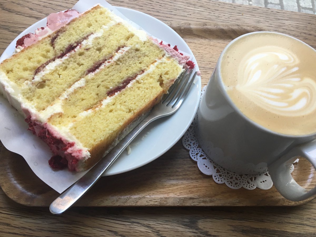 HelziiiC's tweet photo. Treat days are a regular Monday occurrence @crumbsandoilies https://t.co/PFNjndrzzz