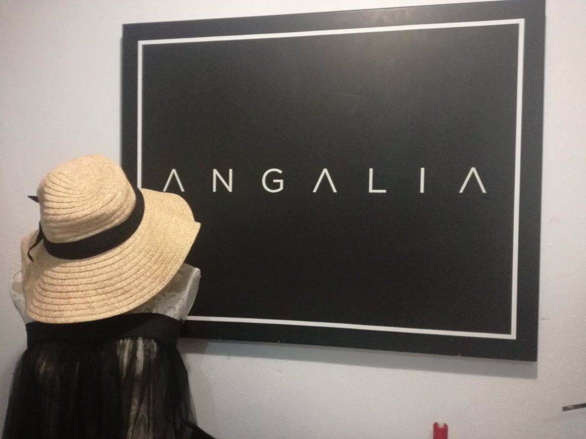 Getting ready for tonight with <a href="/angaliaapparel/">Angalia Apparel</a> 💃💃💃💞❤👗 #WTFTumi