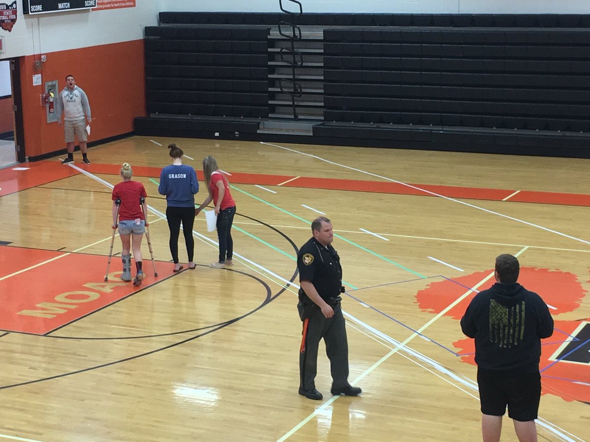 NUHS_Principal's tweet photo. SRO Dyer teaching at NUHS today. Using math in real world situations. https://t.co/g2Flmy7dlF
