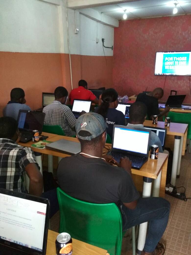 GdgEnugu's tweet photo. The hall was completely filled as coders are eager to solve problems in the coding challenge
#codejam
#EnuguNext10000Developers
#gdg
#TensorFlowSummit https://t.co/tvB8ELyzuk