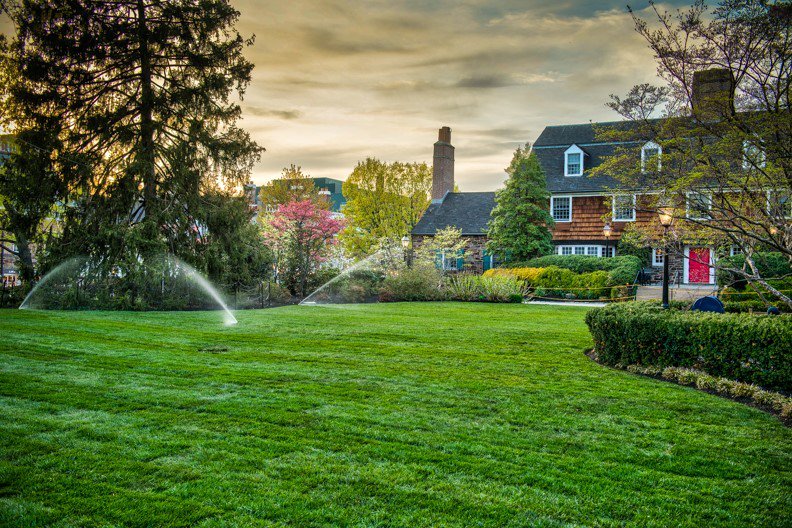 NassauInn's tweet photo. Enjoy the beautiful season and receive 20% OFF your #SpringStay in Princeton! Available until June 21st. https://t.co/bMSGUm0fvR 
#nassauinn #princeton #hospitality #fullservice #hotel #spring https://t.co/4jI9DCAUDL