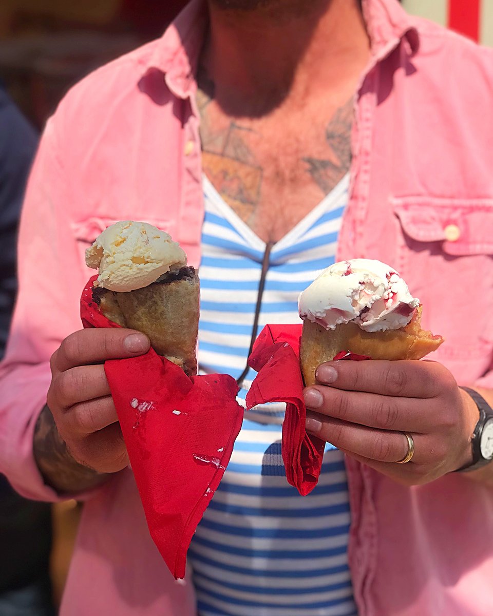 The sun is shining and what better way to enjoy the weather than with an ice cream...pasty? <a href="/KellysCornwall/">Kelly's Ice Cream</a> are serving up their cone-ish pasty creations right NOW. Head on down to get your hands on one of these hot and cold treats🍨
