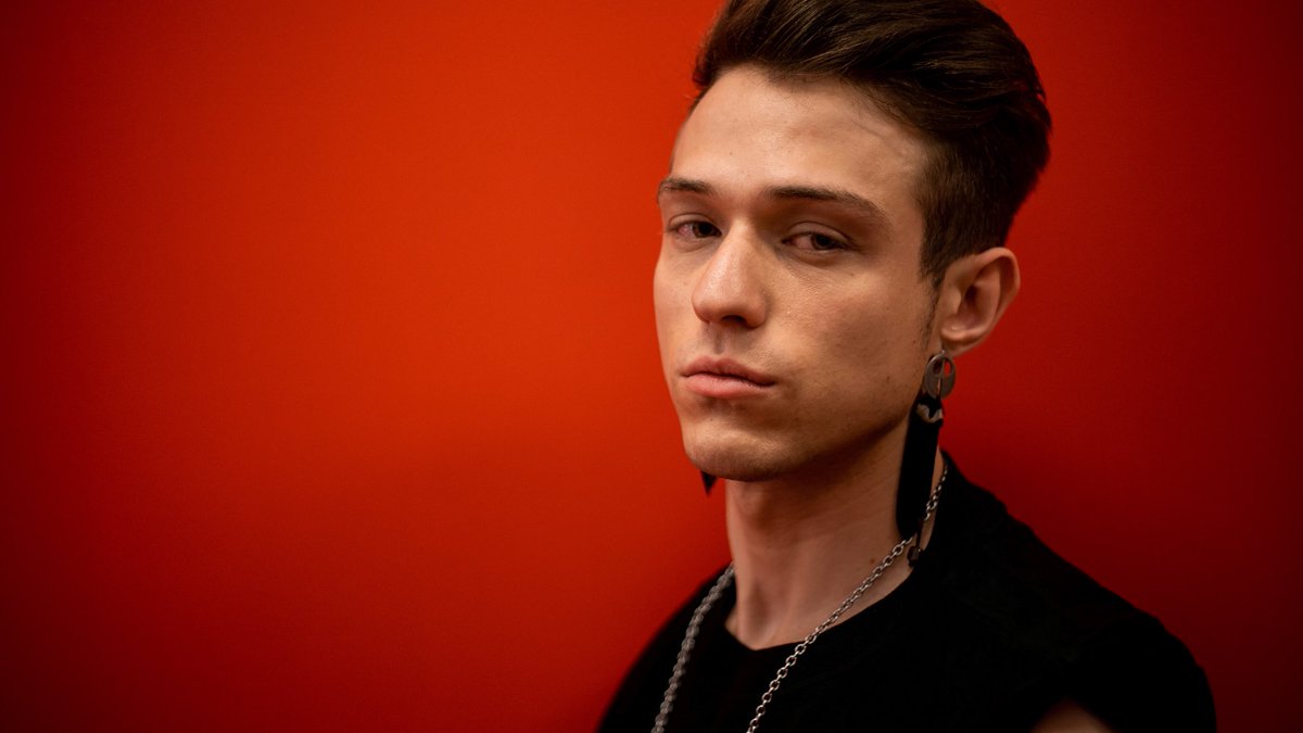 Non sono triste, è che ogni tanto mi manchi 🌹