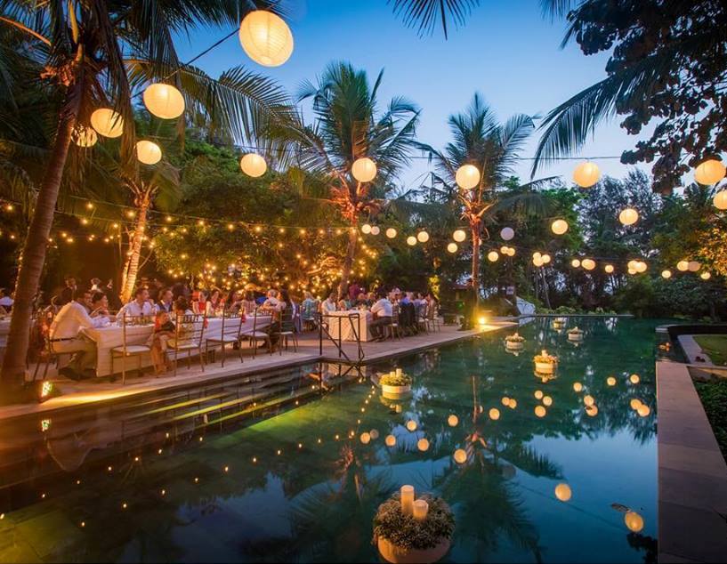 Aashyana Lakhanpal is the most ideal place for weddings in Goa.. It features an expansive tropical garden and a swimming pool which is quite an ideal setting for your ceremony 
#AtAashyanaLakhanpal #weddingsingoa 
#destinationweddinggoa  #ceremony #vows #auspicious  #weddingplan
