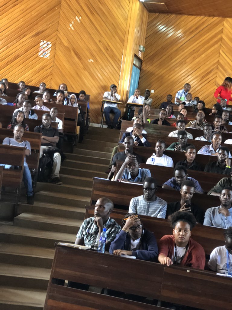 DrBKhalwale's tweet image. I thank the students &amp;amp; lecturers for the interactive session with students of the School of Law of the University Of Nairobi, during my lecture on the ‘Meaning of the handshake and its implications to Kenya’s political system.’ Pure joy!