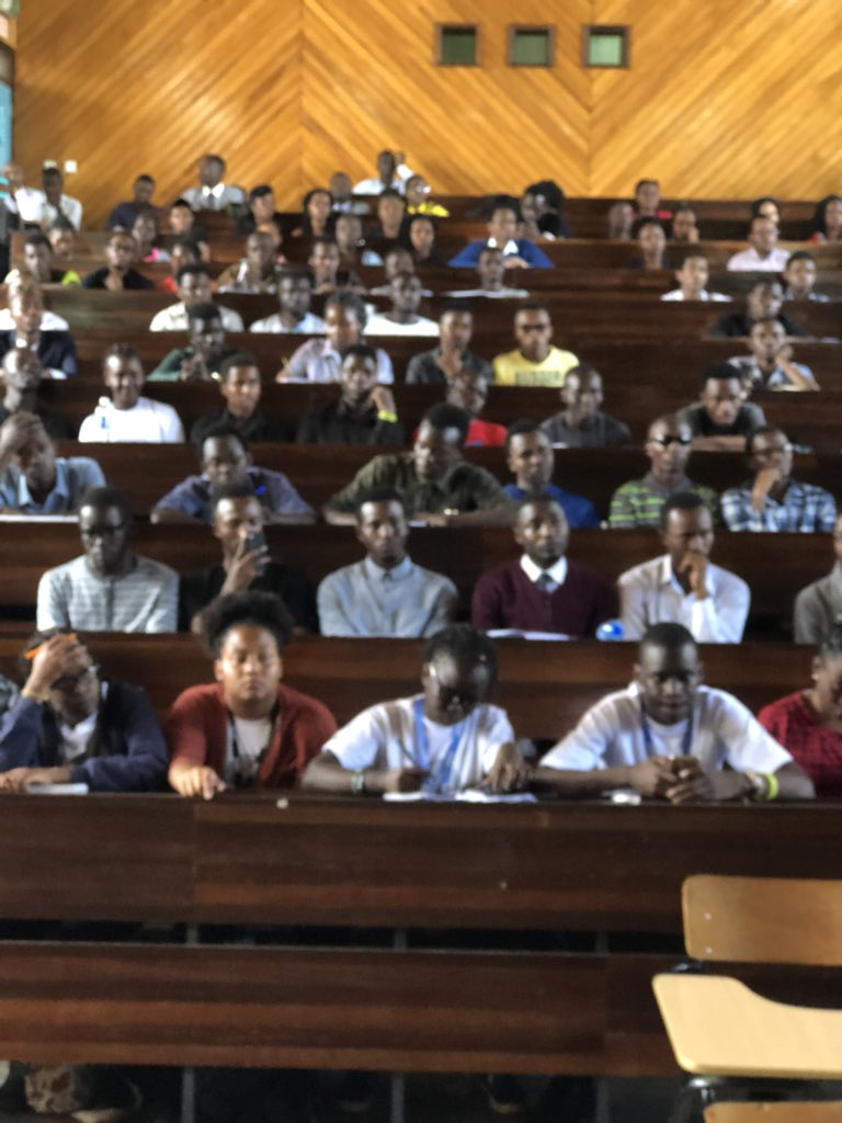 DrBKhalwale's tweet image. I thank the students &amp;amp; lecturers for the interactive session with students of the School of Law of the University Of Nairobi, during my lecture on the ‘Meaning of the handshake and its implications to Kenya’s political system.’ Pure joy!