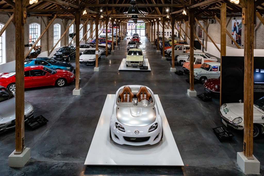 miatasm's tweet photo. Wankloholicy – wizyta w Mazda Classic Automobile Museum Frey https://t.co/e6omml2ded https://t.co/qaI2m2WqWx