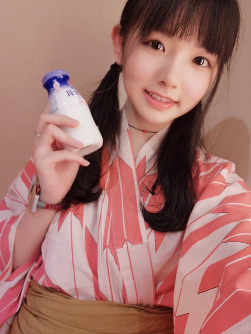 Twitterのコスプレ画像32