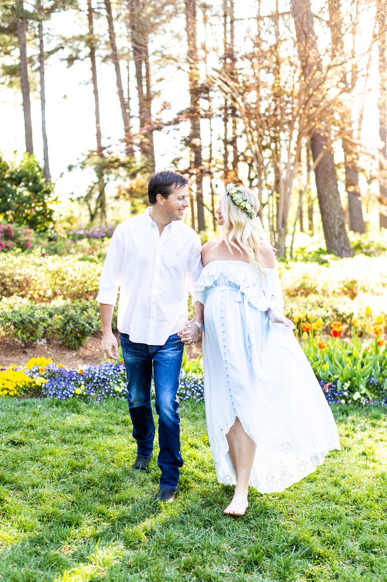 itisahollyday's tweet photo. #ad Laughter and quality time with my husband and soon-to-be baby boy give me so much life! Partnering with @AmericanExpress to encourage you to create live life moments #AmexLife #AmexAmbassador https://t.co/GOxj7xoox1