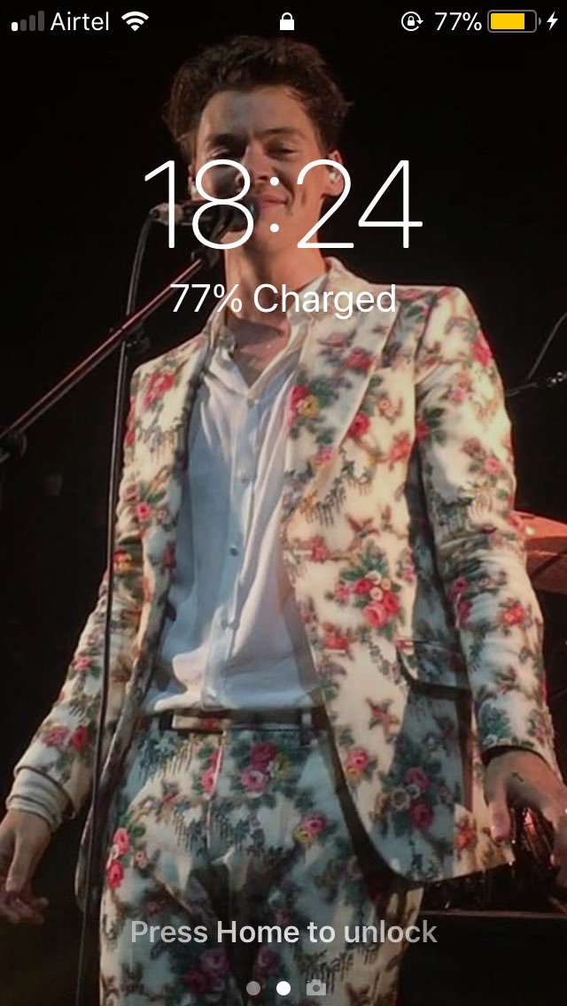 ohmydik's tweet photo. #PostyourLockscreen 🌹 https://t.co/SkVSwi9HI0