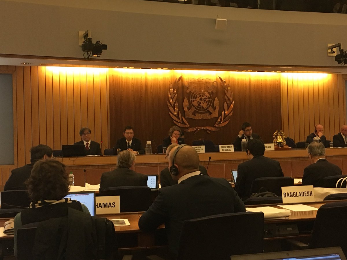 AlexLuczkiewicz's tweet photo. #AutonomousShips : Side event du #MSC99 @IMOHQ organisé par le 🇯🇵 Programme R&D et consortium industriel #MASS / plusieurs entreprises 🇫🇷 dans la salle avec @FranceOMI et @ClusterMaritime https://t.co/Ex6glDijiR