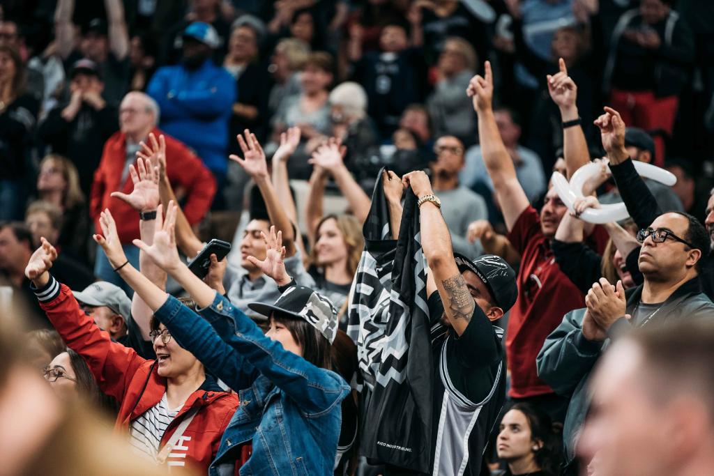 #SpursFamily