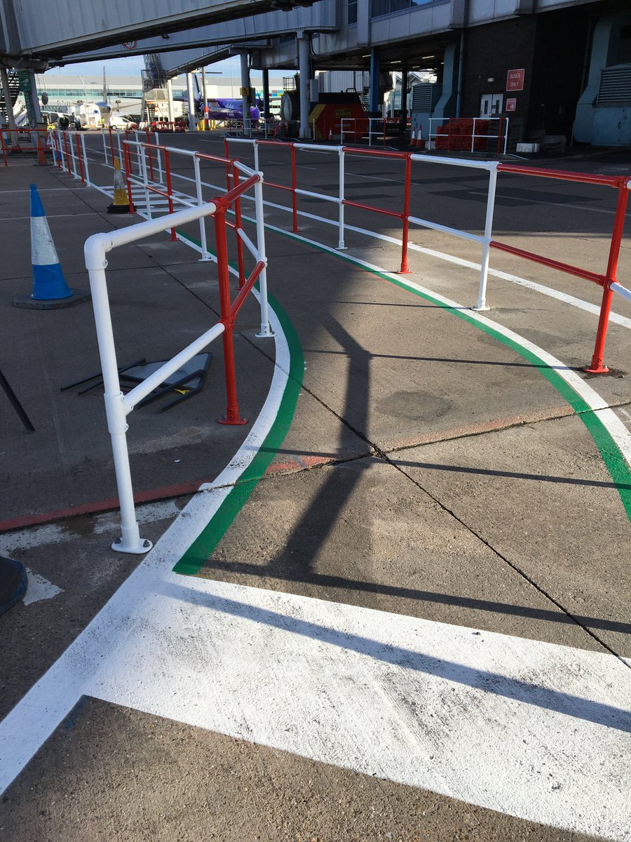 AECOMTransport's tweet photo. @AECOM Transport’s Aviation team working with Birmingham Airport to enhance safety on the Airside pedestrian routes.
#ukairportsafetyweek #aviation #promotingsafetytogether https://t.co/TLkGKnbnRm