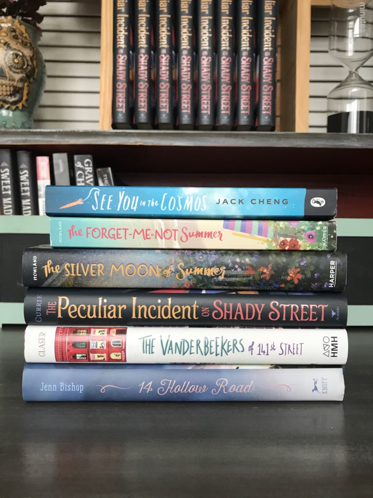 lindsayncurrie's tweet photo. 🌺Oh, hey! Books! I might be a little behind, but here’s my offering for the fabulous #kidsneedbooks campaign! Copy of #PeculiarIncident is signed :) Educators, RT/like/follow by 5/18. GOOD LUCK!🌺 https://t.co/iMAFT04q6G