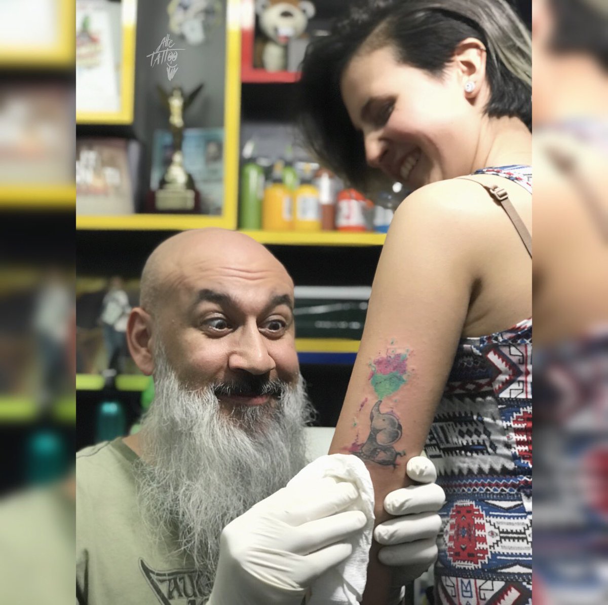 AlleTattoo's tweet photo. Meglio il #tatuaggio della sua #maglia 
#animals #elephant #elephantart #elefante #elefantes #elefants #elefanter #elefantino #elephantlove #elephantlover #elephanttheme #alletattoo #tattoo #ink #limidi #soliera #modena #carpi #bologna #italia #disegno https://t.co/8UpgUT7CgJ