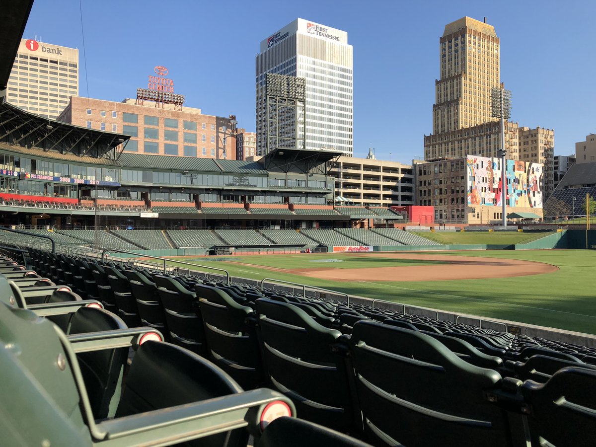 memphisredbirds's tweet photo. It's a great day for baseball in @DowntownMemphis!

First pitch at @AutoZone_Park is 11:05. #BusinesspersonsSpecial #LongLunchBreak

🎟️ https://t.co/QcefIWzVqo https://t.co/fPStufFpYp