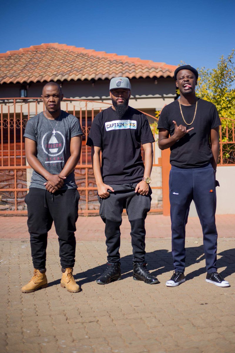 _HipHopConnect's tweet photo. We got @PdotO_SA , Captain, and @Nveigh . What Rap trio would you trust to bust a battle? https://t.co/WEWxj1KctH