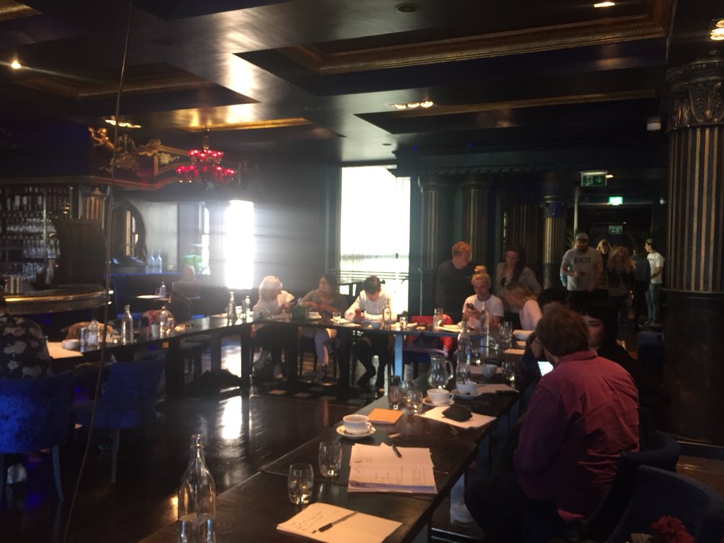georgemitre's tweet photo. #socialcraftlemonde https://t.co/K2NAyCD9Tb