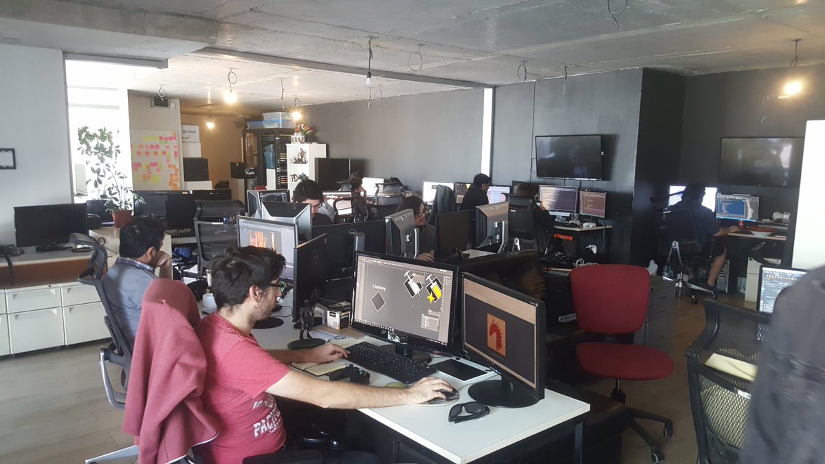 jsgbailey's tweet image. My visit to the @AOneGames studio. These guys are rocking! @OmenOfSorrow #GameDevChile