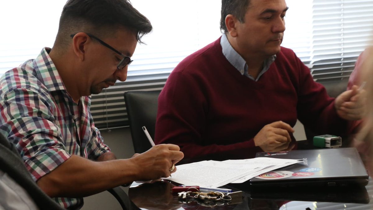 MinistDDHHMnes's tweet photo. Avances hacia soluciones a problemática de tierras vecinos #Ch190 esta mañana nos reunimos con titulares registrales, vecinos, funcionarios del Ejecutivos y Legislativos https://t.co/PZtSdt2OyH