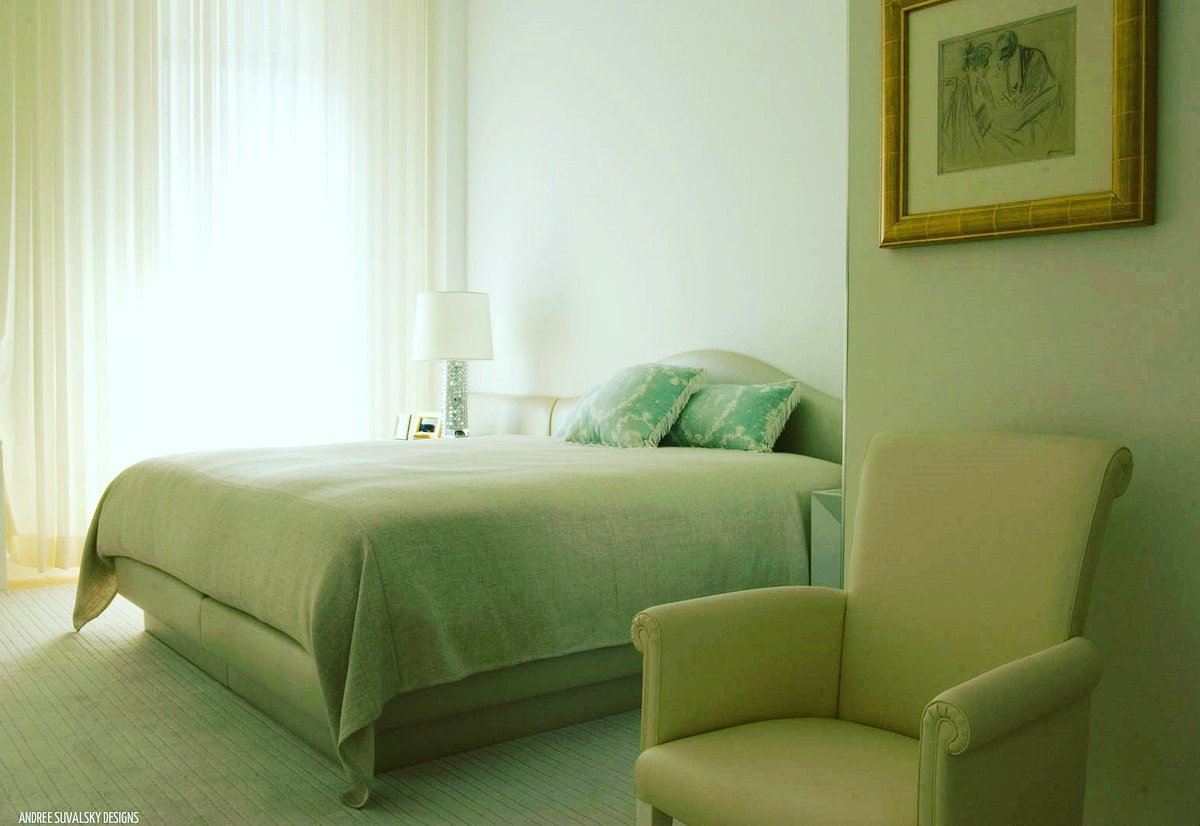 andrewsuvalsky's tweet photo. #MondayMood When it comes to master bedrooms, creamy is dreamy. #interiors #bedroomdecor #customfurniture #suvalskydesigns https://t.co/NpSvycULVm