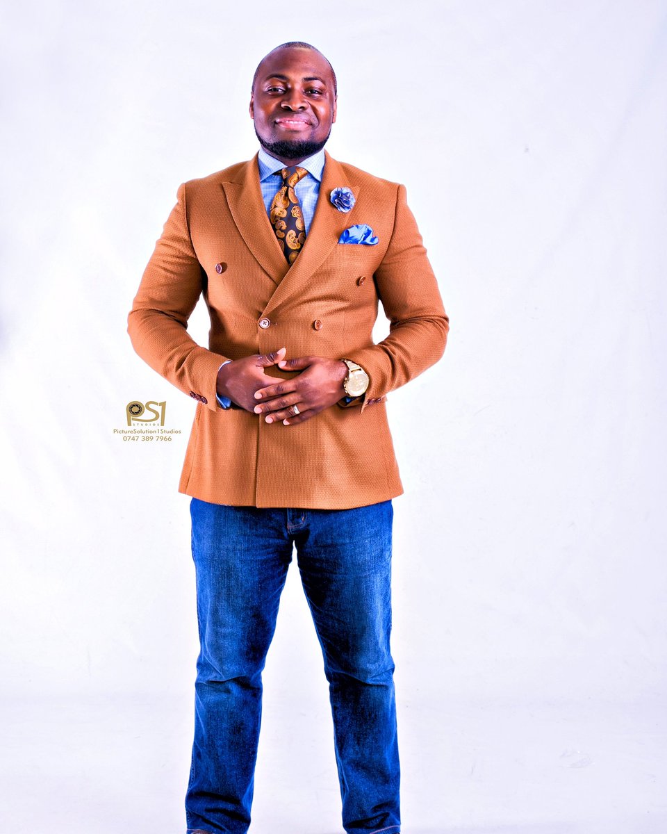 ever_lastinggod's tweet photo. @officialdayobello is the second of our confirmed artists🙌🏽💕 

Where's your ticket? Get it here👇

https://t.co/1k6gdsP4gC
.
.
#everlastinggod2018 #manchesterevents #gospelevents #artist #christianmusic #christianevents #musicevent https://t.co/yM3FcqKJWF