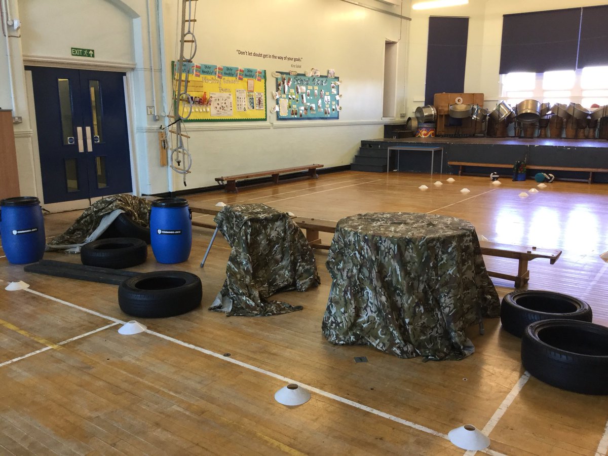 OldHallDrive's tweet photo. Ooooh - whatβs about to happen here? @OldHallDrive @CommandoJoes @wiseowltrust #respectmission #spartacus #Y5CC https://t.co/tRmrjW5hgA