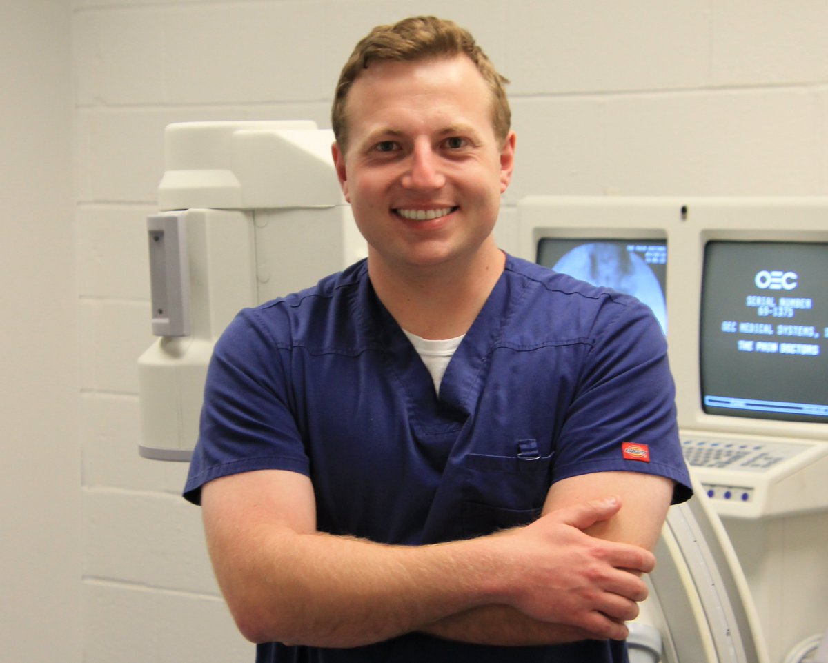 Pain_Doctors's tweet photo. We're excited to announce that Dr. Burdman was recently featured in an article on @palmercollege's website.

Check out how The Pain Doctors are safely helping #Baltimore patients suffering from #pain: https://t.co/w2eP5L0dKH #alumni #painrelief #painmanagement https://t.co/Az2k3X1FU7