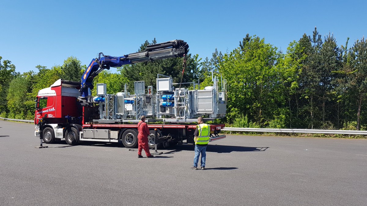 CLMConstruction's tweet photo. The truck turned up to @Vertikaldays a couple hours ago, and the setting up progress of the @MaberHoist is going great! https://t.co/WiM8nglEPH