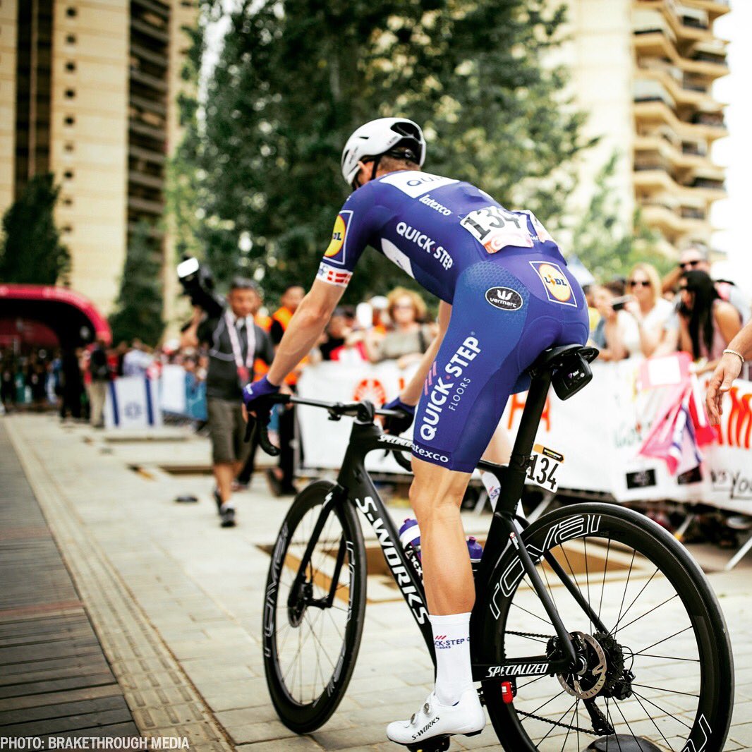 MichaelMorkov's tweet photo. The fastest setup from @iamspecialized @giroditalia 🇮🇹
#venge #evade2 #sworks
#aeroiseverything https://t.co/DMMaOVJCa3