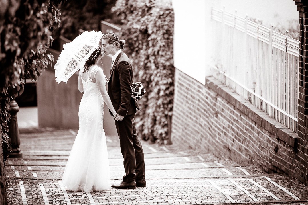 #Hochzeitsshooting auf der #Rosenhöhe in #Darmstadt und #Trauung im #Fünffingerturm. Ich wünsche den Beiden alles Gute - es war schön dabei gewesen zu sein! #Paar ! #icatching #ig_great_pics #bwstyles_gf #weddingphotography #wedding #weddingdress #weddingphotographer