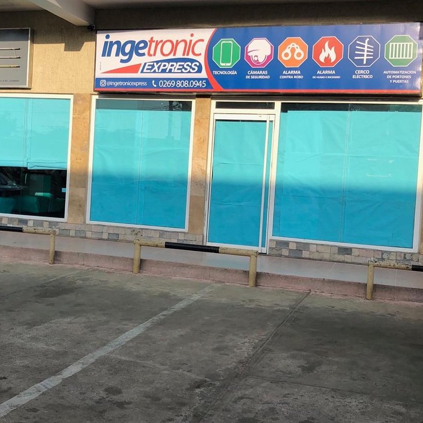 ingetronicexp's tweet photo. Pronto nuestra nueva sede. ¡Esperala!
🛡
Pensando siempre en tu comodidad. 

#felizsemana #nuevasede #tiendafisica #seguridad #camaras #ingetronicexpress #like #alarmas #portonelectrico #motor #baterias #tecnologia #puntofijo #paraguana https://t.co/28sdAf2SX2