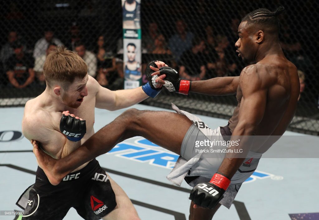 funkmasterMMA's tweet image. Coach said, “Control the range. You control the fight.”
Who do the #FunkBandits want Sean Shelby to have me fight next? 🕺🏽
•
#DreamChaser #FunkJitsu  #PIWCO 💰
instagram.com/p/Biwqq3TFf4e/