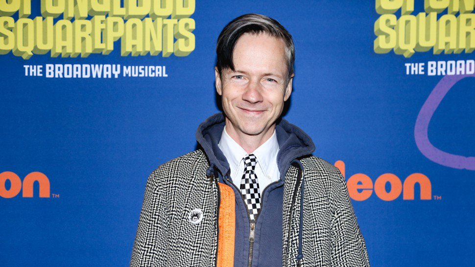 .<a href="/HedwigOnBway/">Hedwig on Broadway</a>'s John Cameron Mitchell is working on a narrative  musical podcast featuring @CynthiaEriVo, Patti LuPone, and more bit.ly/John-Cameron-M…