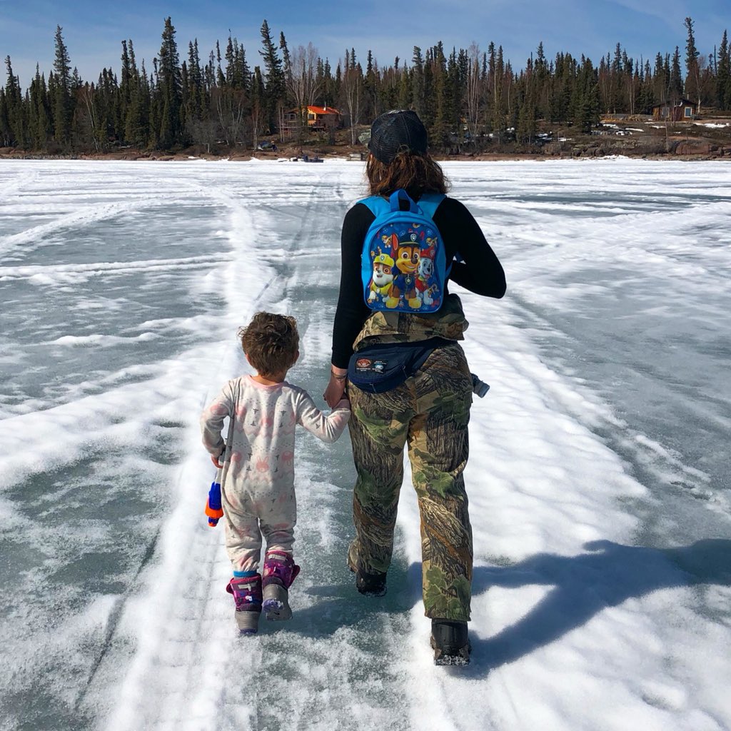Dechinta_'s tweet photo. The first #belated Twitter #MothersDay post is Dr. Erin Freeland Ballantyne and Hunt! Happy Mother’s Day Erin and all of the Dechinta moms! #DechintaBushU #Dechinta https://t.co/7c82o1NwMu
