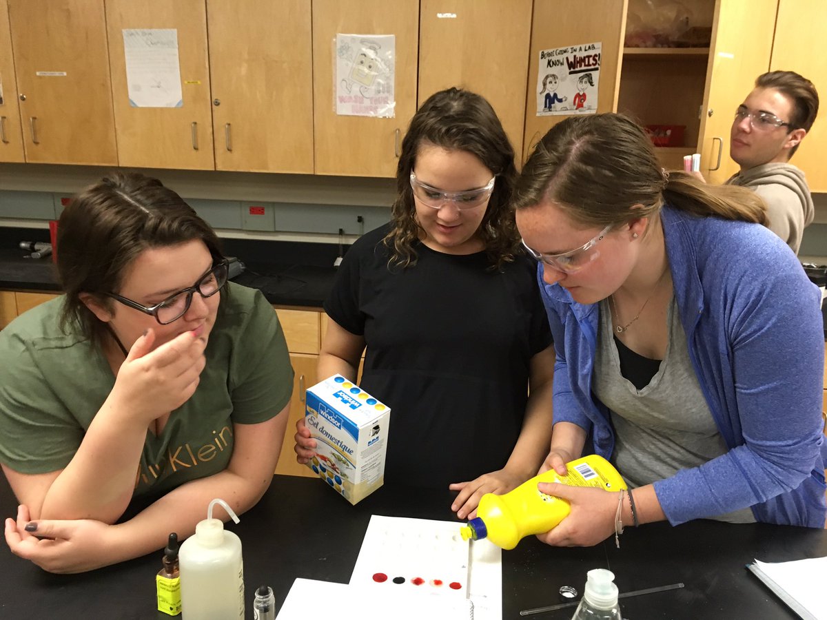 MigchelsMandy's tweet photo. #selfdesign  @shdhspanthers determine whether certain household substances are acidic, basic or neutral #positivetests #ilovechemistry https://t.co/Q3qyDTRHbC