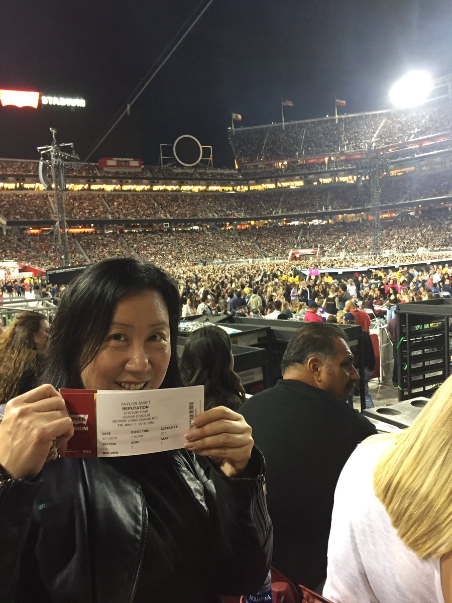 wy2748's tweet photo. Company recognition!! We enjoyed Taylor Swift's concert in Santa Clara Levi's stadium! Fun night! @johnny_soliz @anthonyetuggle @att_bayarea https://t.co/yMXhmnsjy1